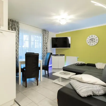 Haus Am Grossbahnhof Whg. 2 Apartment Binz