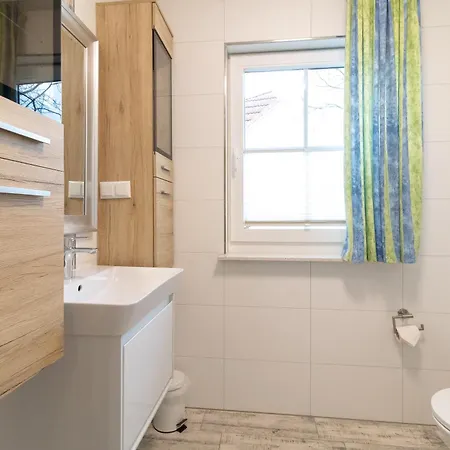 Haus Am Großbahnhof Whg. 2 Binz