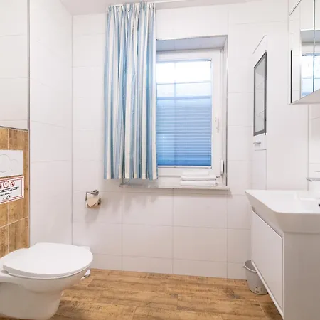 Haus Am Großbahnhof Whg. 2 Apartment Binz