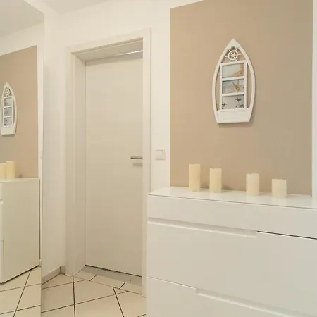 Haus Am Grossbahnhof Whg. 2 * Binz