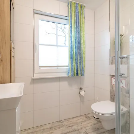 Apartment Haus Am Großbahnhof Whg. 2 Binz